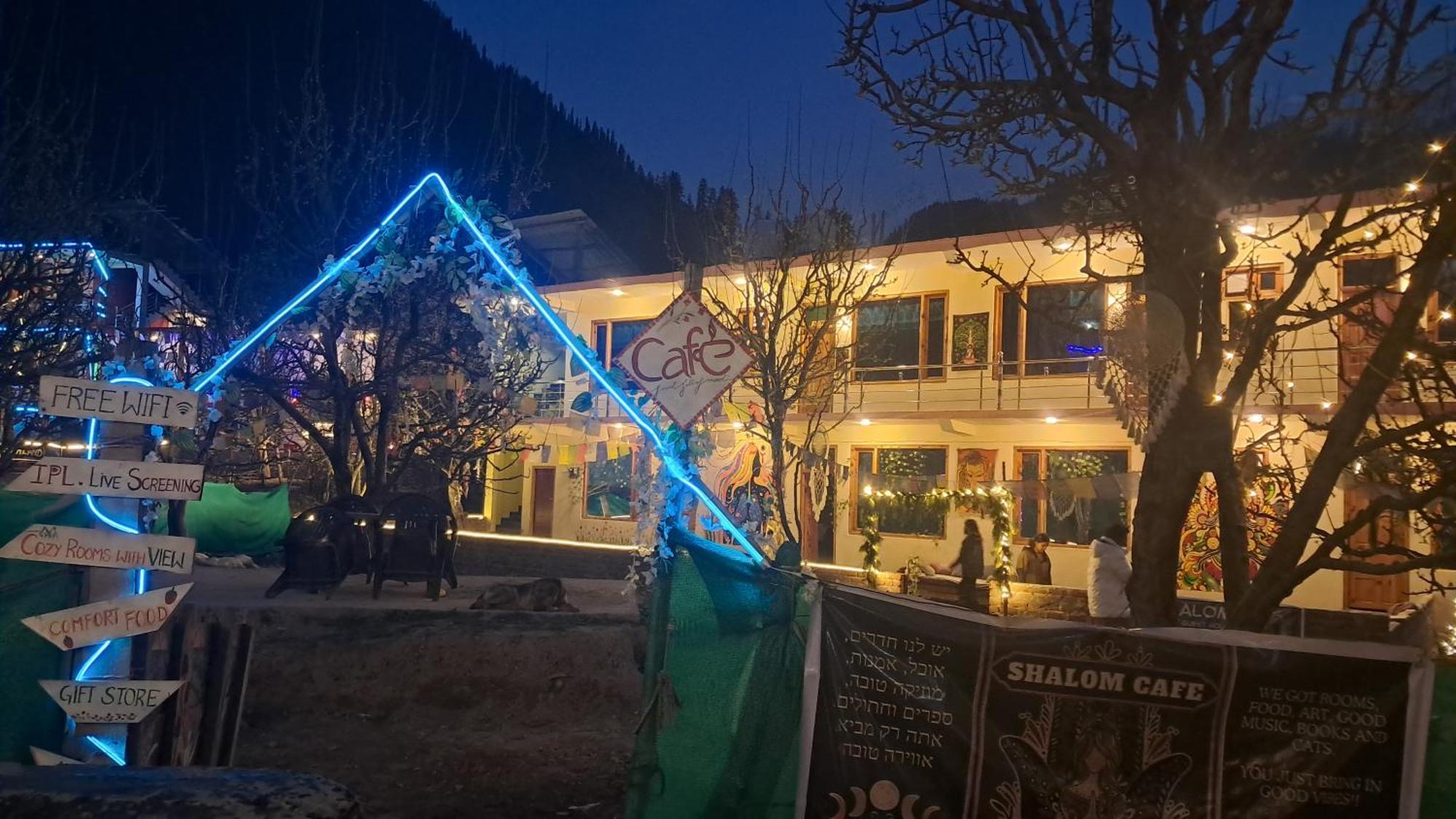 Kalgha Shalom Guesthouse And Cafe מראה חיצוני תמונה